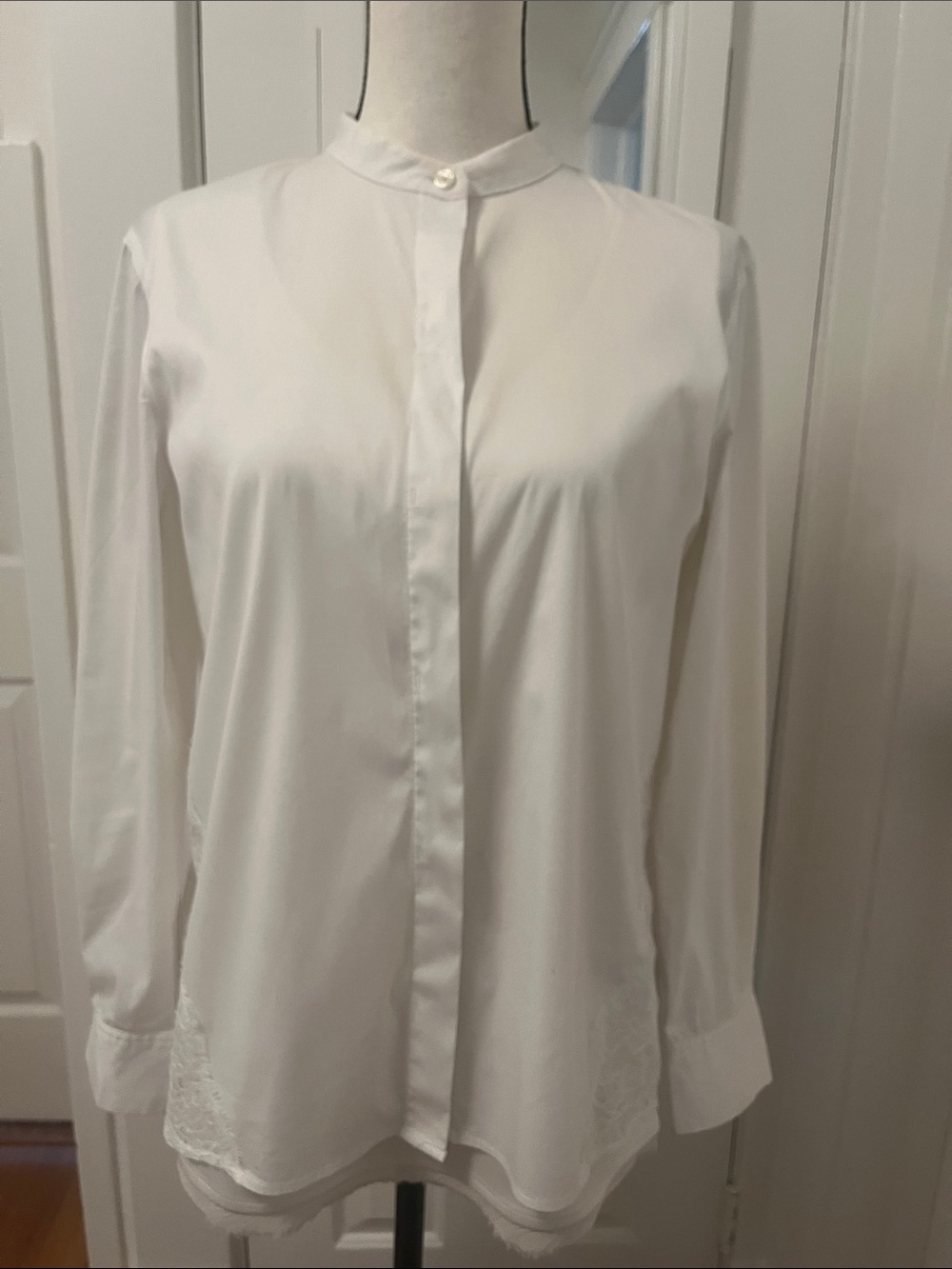 Donna Karan White Button Up Long Sleeve Sheer Lace Accents Sz Sm